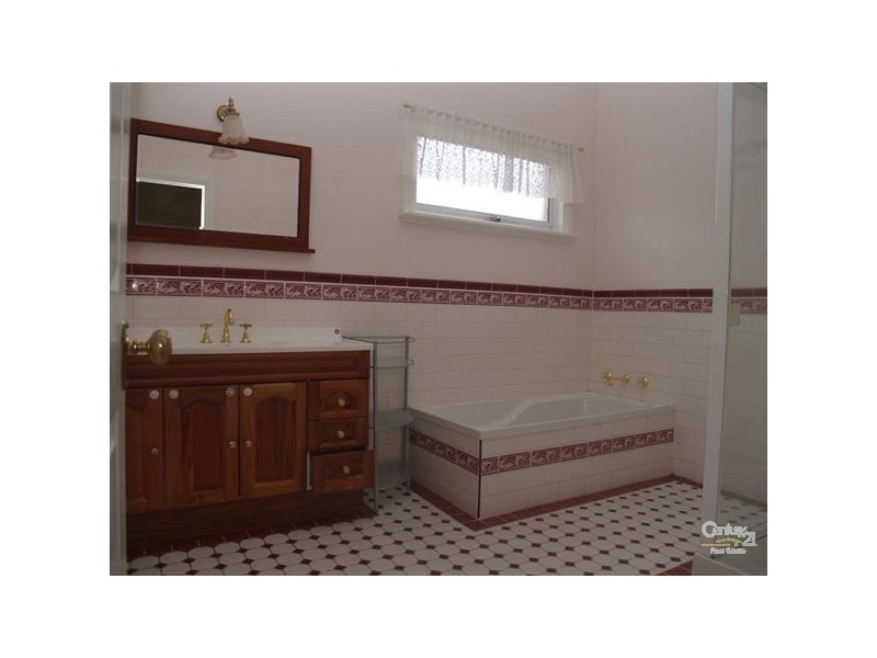 17 Queen street, Blackburn VIC 3130