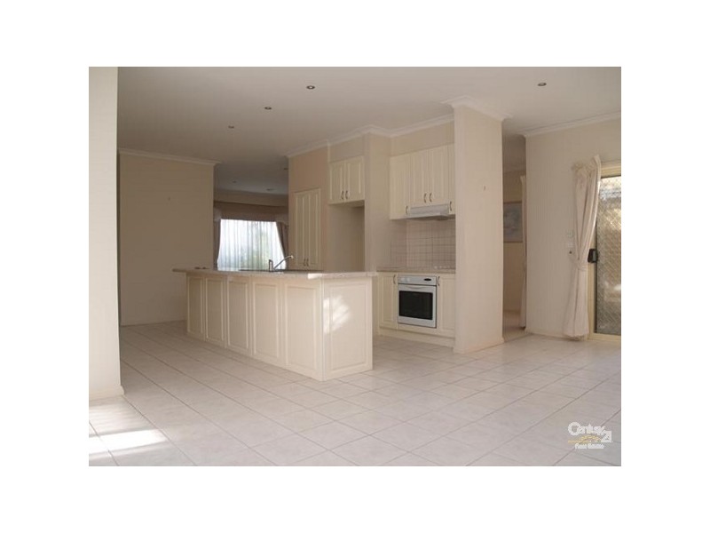 63 MAGGS STREET, Doncaster East VIC 3109