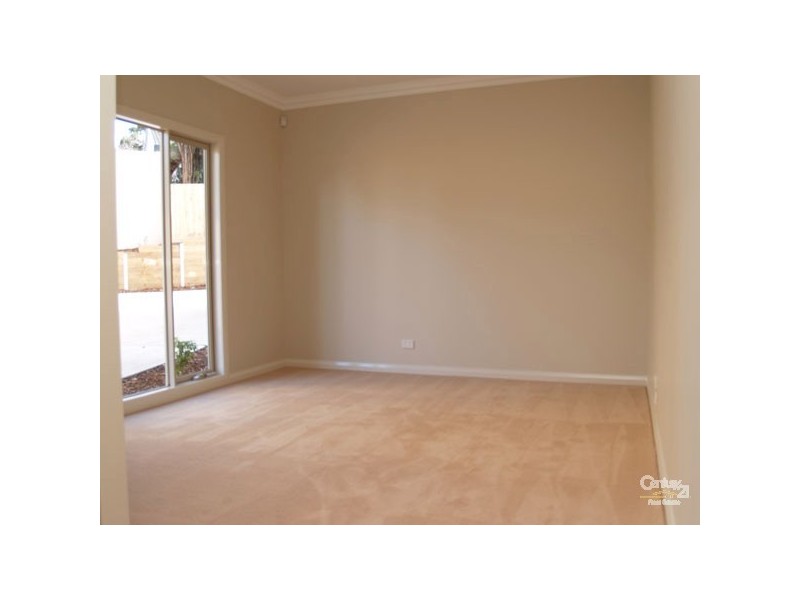 Unit 2/22 Finch Street, Notting Hill VIC 3168