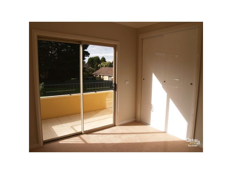 Unit 2/22 Finch Street, Notting Hill VIC 3168