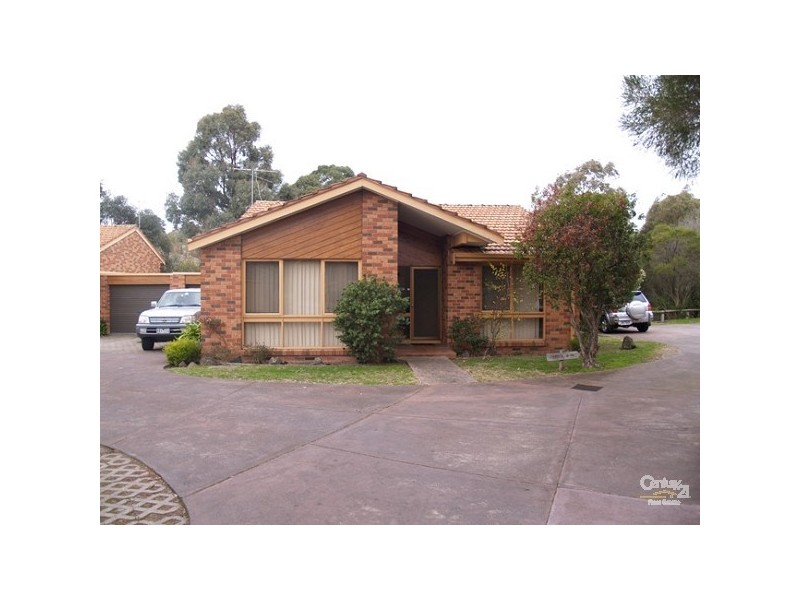 8/32 Ballamore Crescent, Doncaster VIC 3108