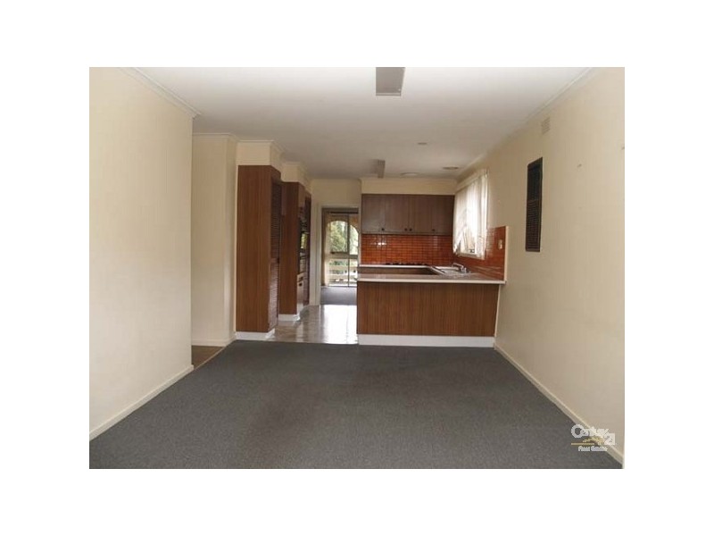 6 Sanders Road, Doncaster East VIC 3109