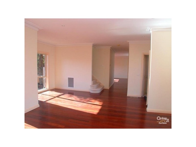 2/1083 Doncaster Road, Doncaster East VIC 3109