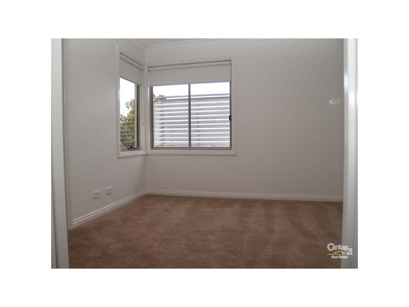 2/1056 Doncaster Road, Doncaster East VIC 3109