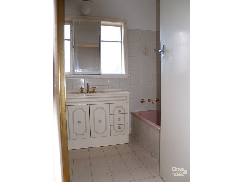35 Hillingdon Crescent, Doncaster VIC 3108