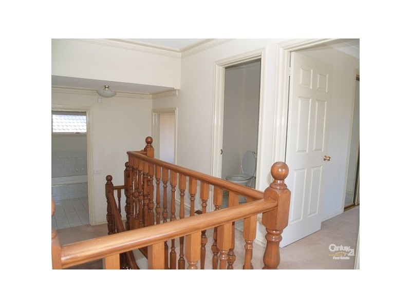 55 Robinson Grove, Bulleen VIC 3105