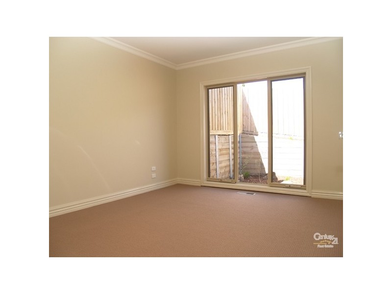 2/15 Browning Drive, Templestowe VIC 3106