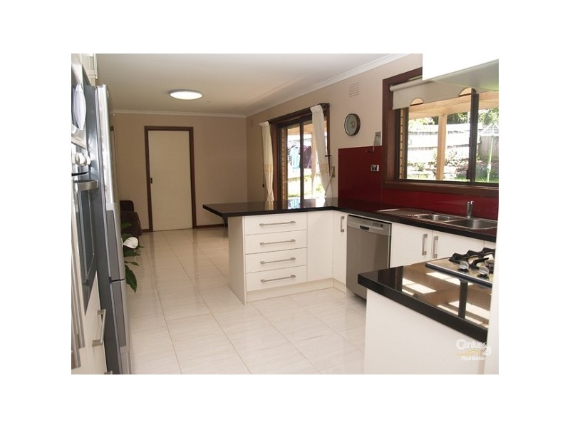 19 Montreal Drive, Doncaster East VIC 3109