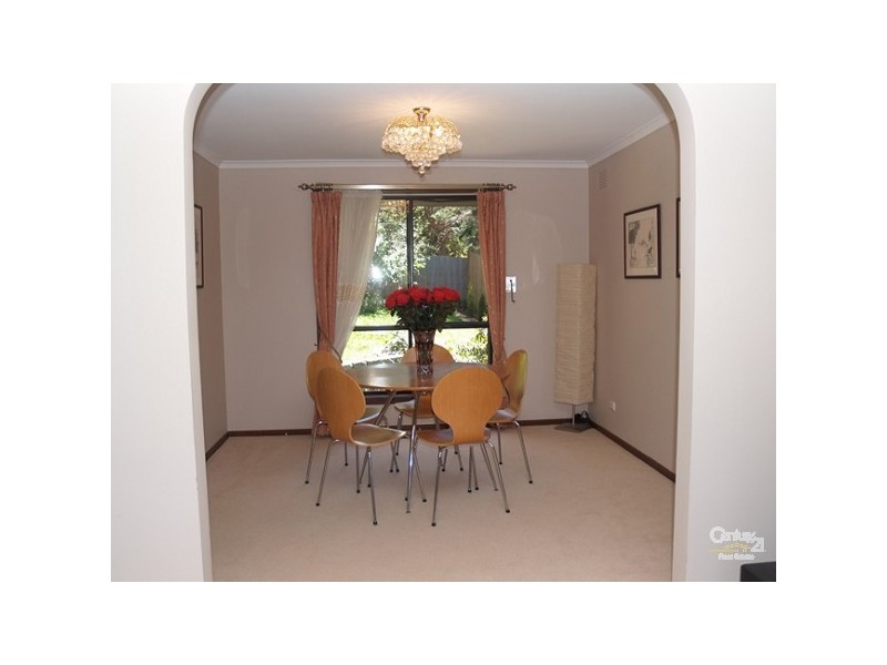 19 Montreal Drive, Doncaster East VIC 3109