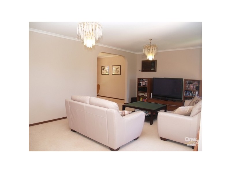 19 Montreal Drive, Doncaster East VIC 3109