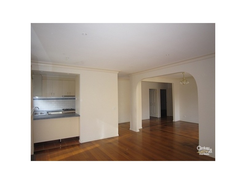 1 Kalimna Crescent, Doncaster VIC 3108