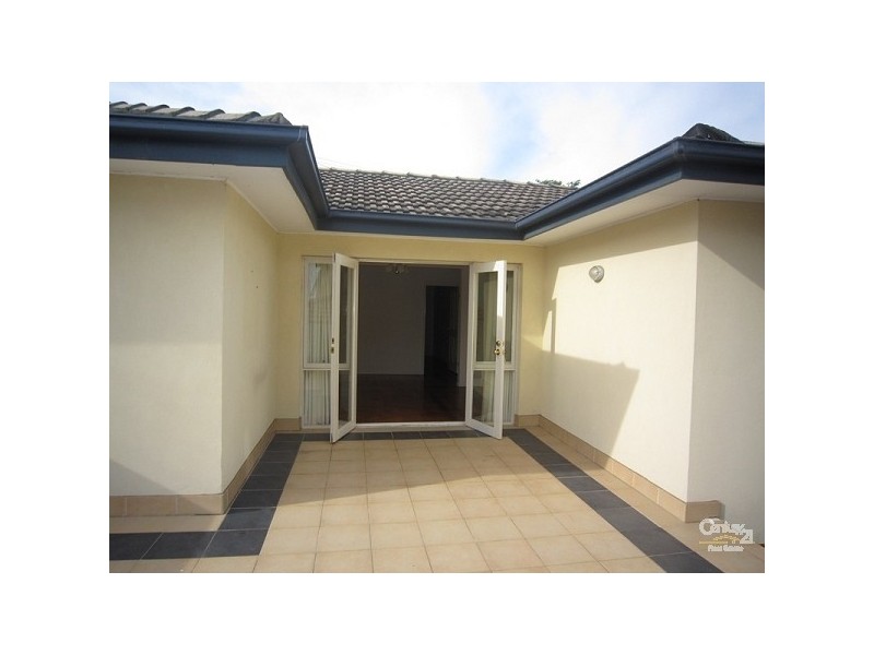 1 Kalimna Crescent, Doncaster VIC 3108