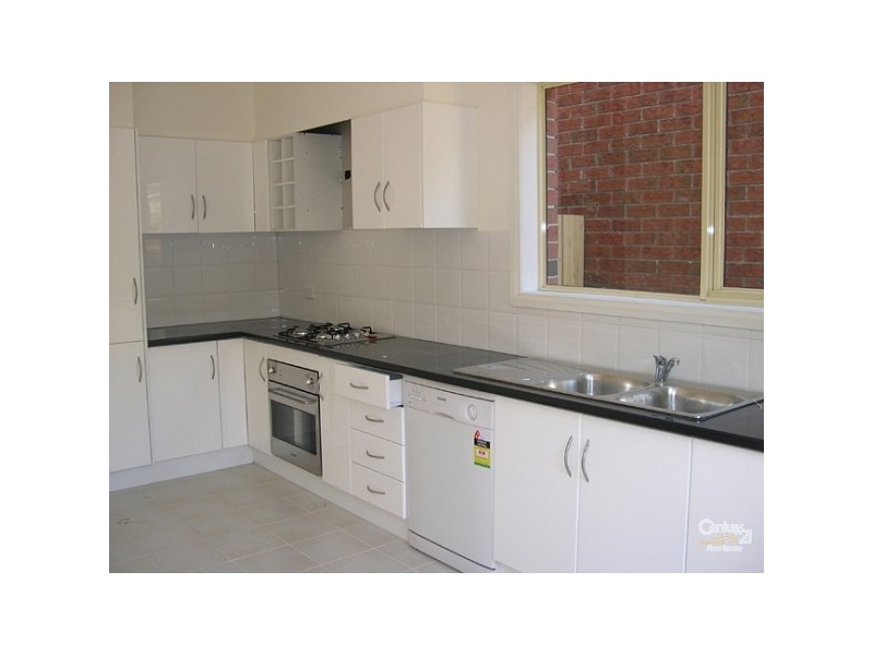 2/1104 Whitehorse Road, Box Hill VIC 3128