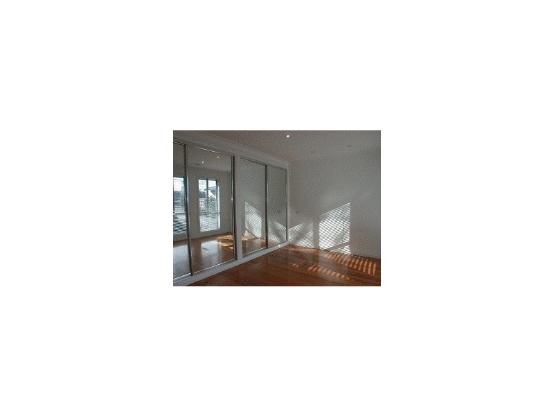 1/828 Doncaster Road, Doncaster VIC 3108