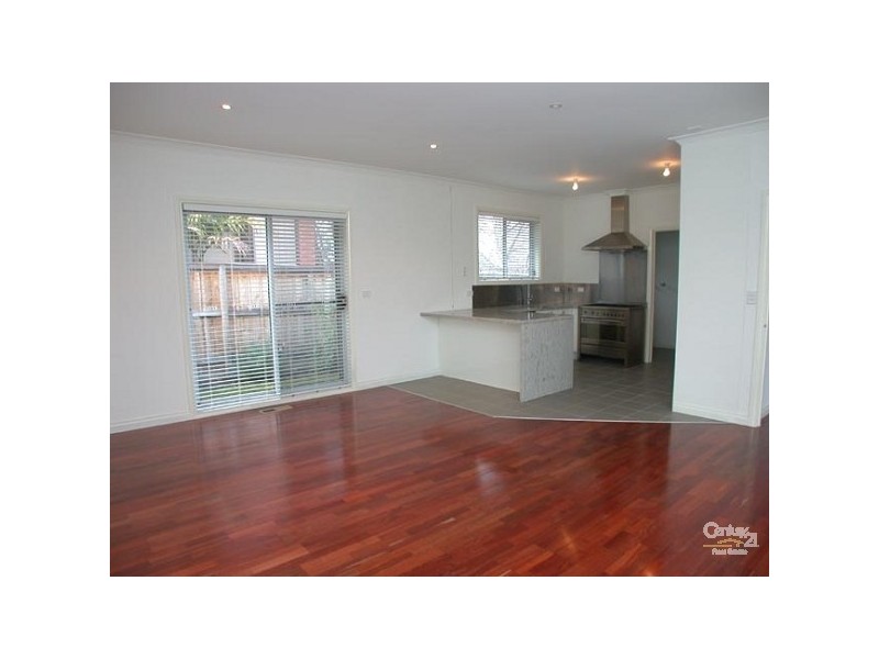 2/828  Doncaster Road, Doncaster VIC 3108