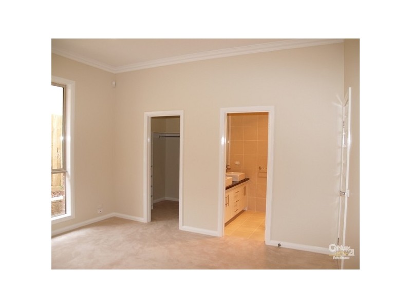 47A LINCOLN DRIVE, Bulleen VIC 3105