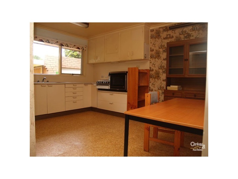 17 Orloff Court, Burwood East VIC 3151
