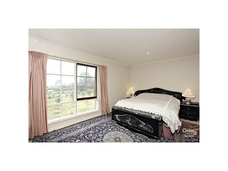 90-92 Smiths Road, Templestowe VIC 3106