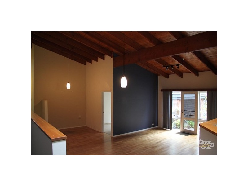 43 Shakespeare Drive, Templestowe VIC 3106