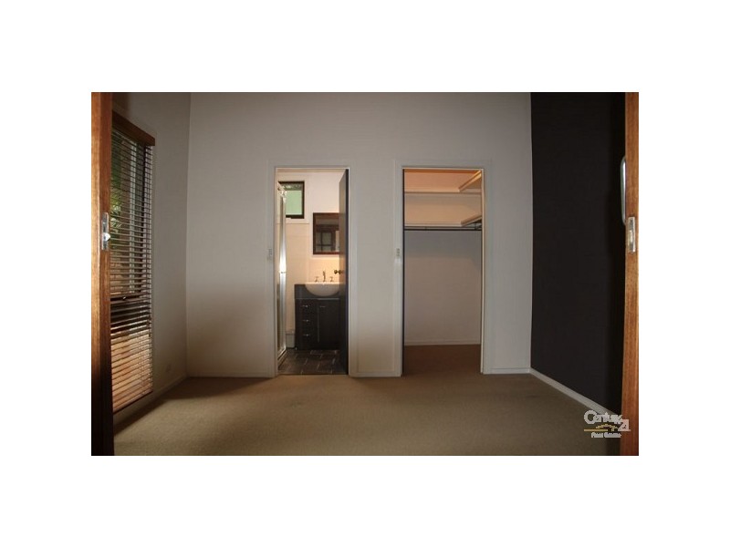 43 Shakespeare Drive, Templestowe VIC 3106