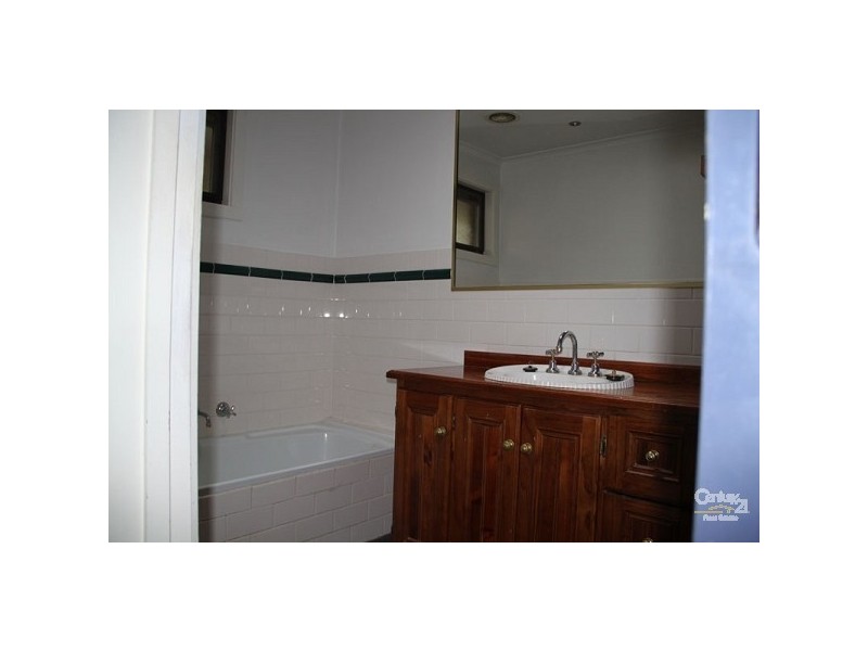 43 Shakespeare Drive, Templestowe VIC 3106