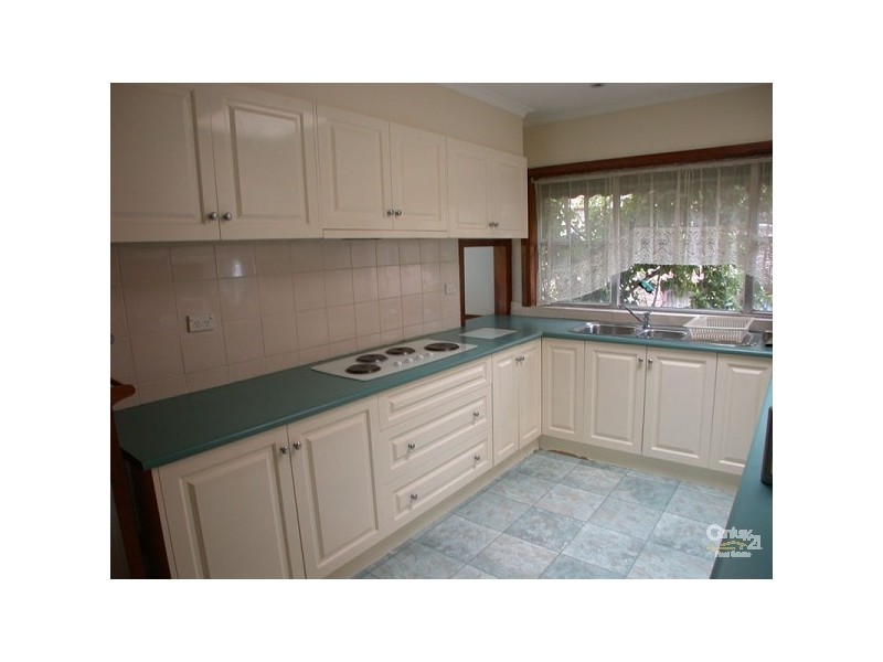 52 Whittens Lane, Doncaster VIC 3108