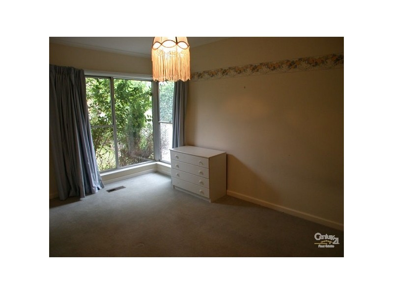 52 Whittens Lane, Doncaster VIC 3108