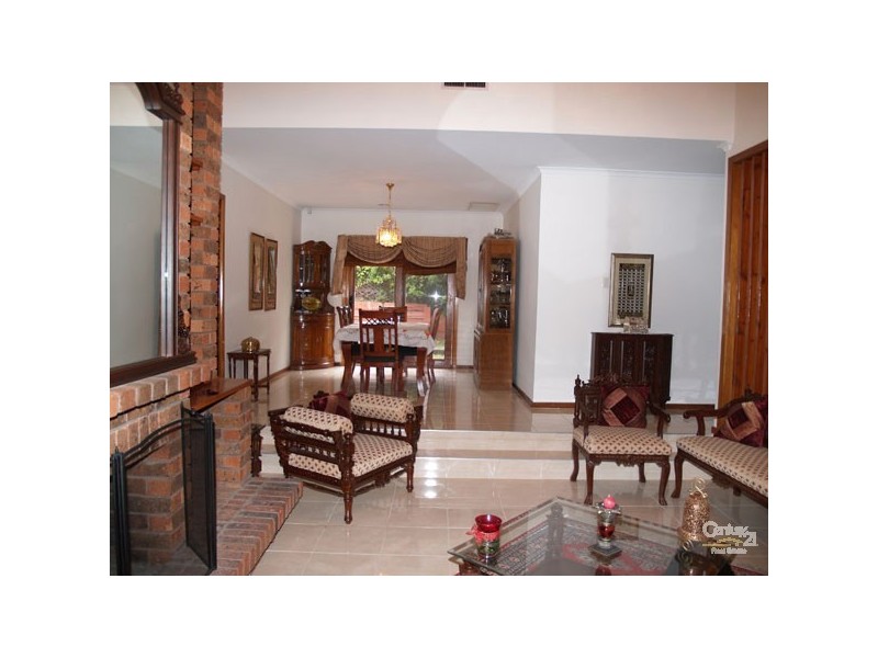 1 Maroney Court, Doncaster East VIC 3109