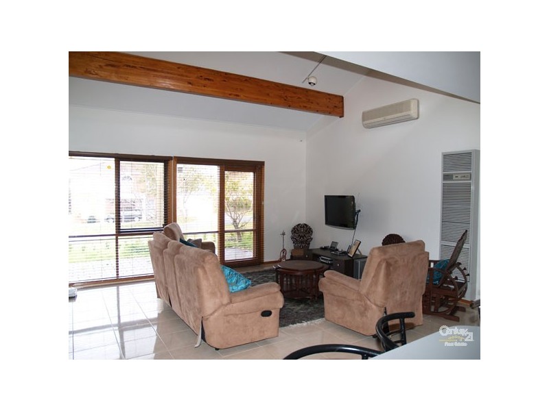 1 Maroney Court, Doncaster East VIC 3109