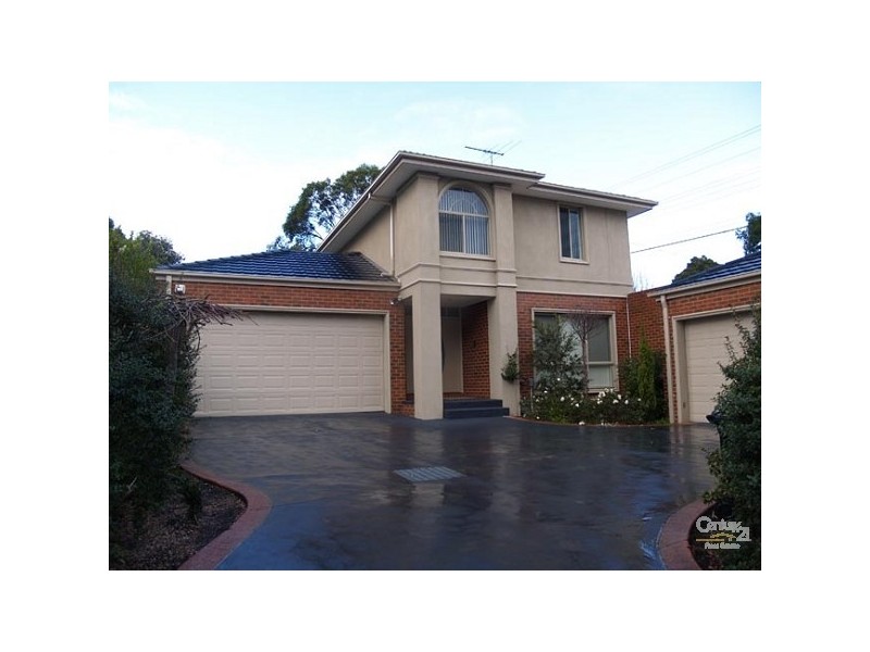 2/2B Minaki Avenue, Doncaster East VIC 3109