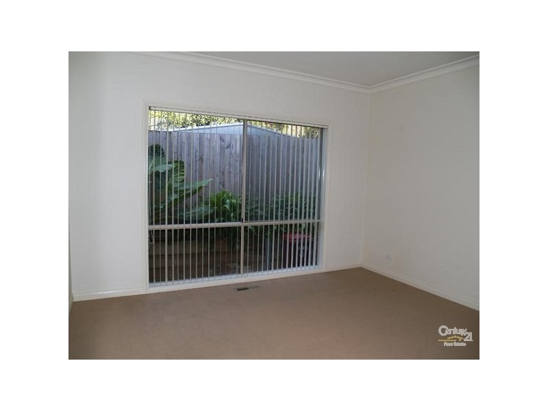 2/2B Minaki Avenue, Doncaster East VIC 3109