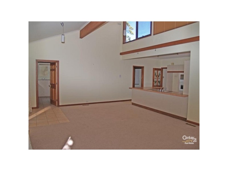 169 Bedford Road, Ringwood East VIC 3135