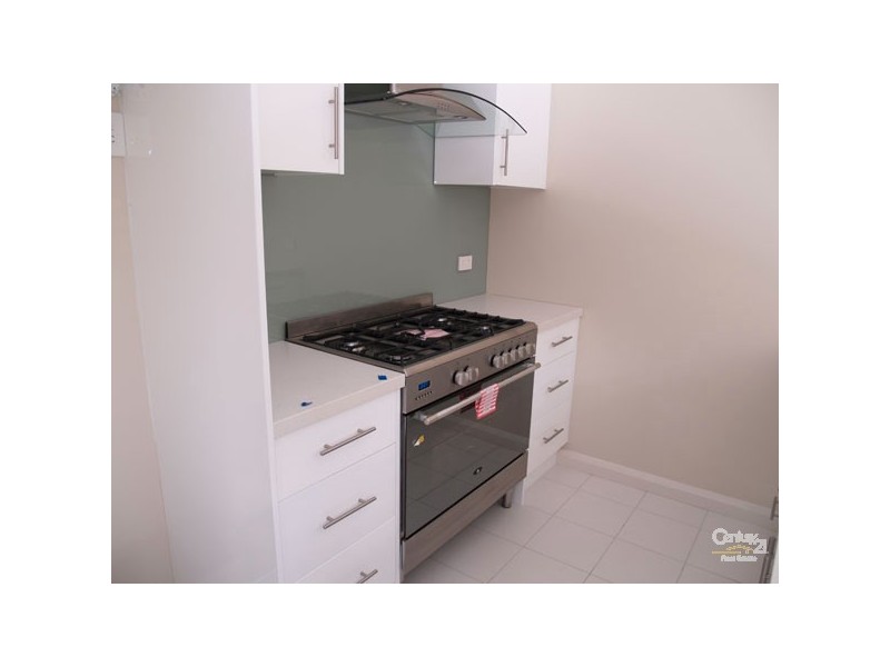 2/22 Finch Street, Notting Hill VIC 3168