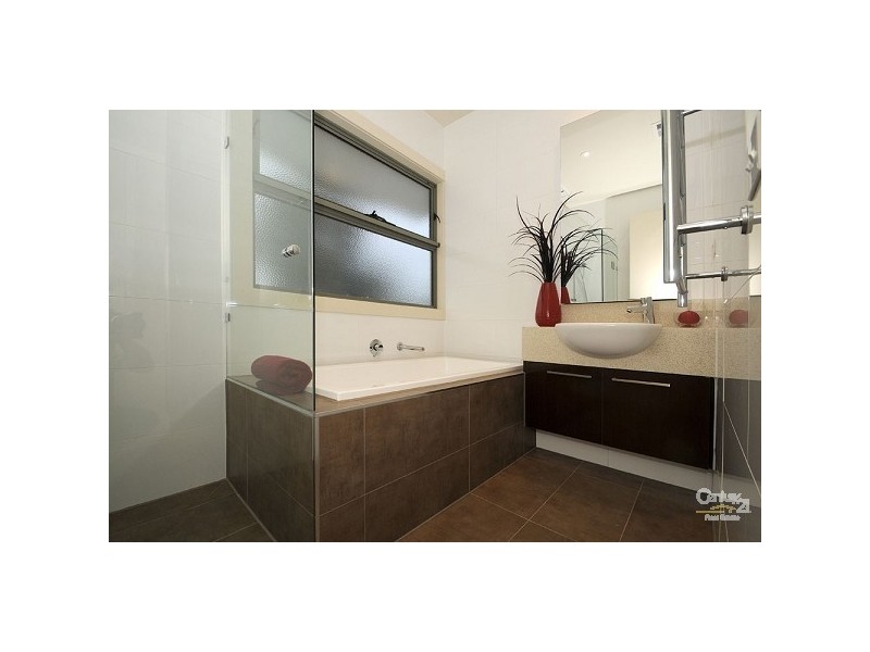 2/53-55 Williams Road, Blackburn VIC 3130