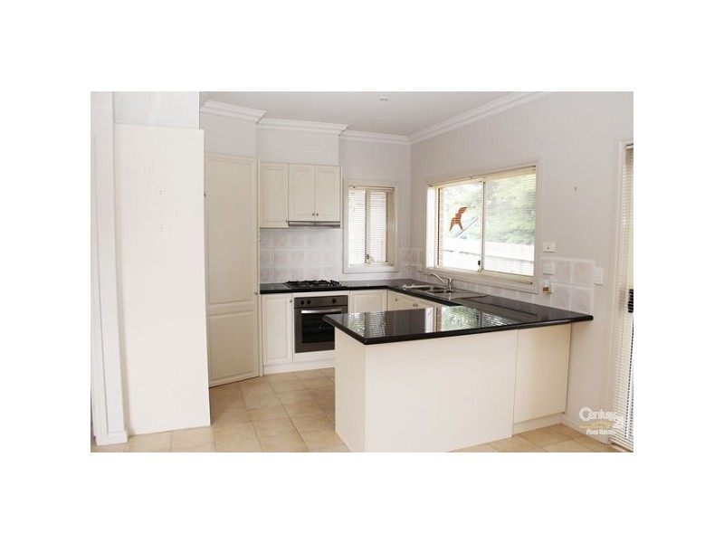 3/10 Frank Street, Doncaster VIC 3108