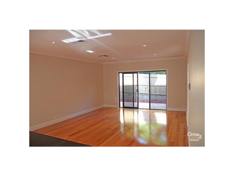 2/20 Queens Avenue Doncaster, Doncaster VIC 3108