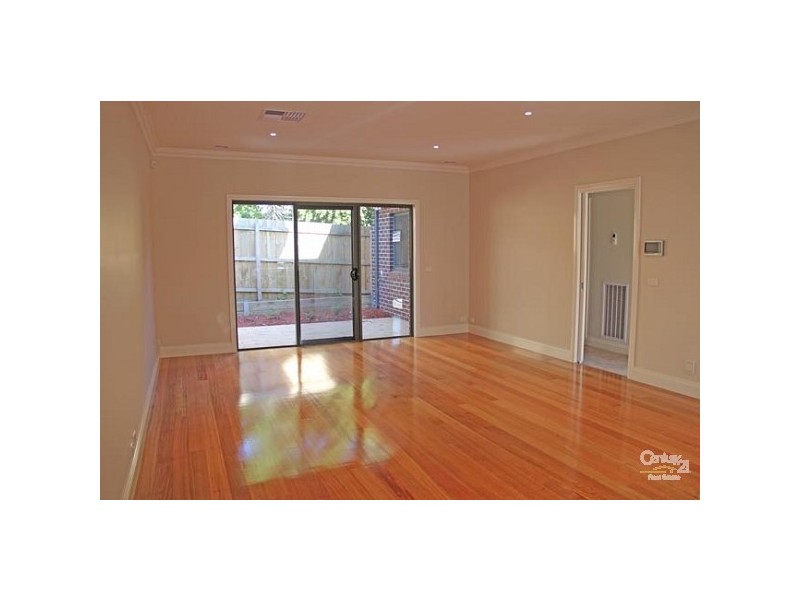 2/20 Queens Avenue Doncaster, Doncaster VIC 3108