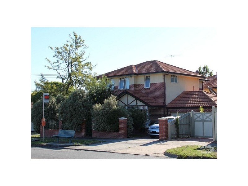 126 Through Road, Camberwell VIC 3124