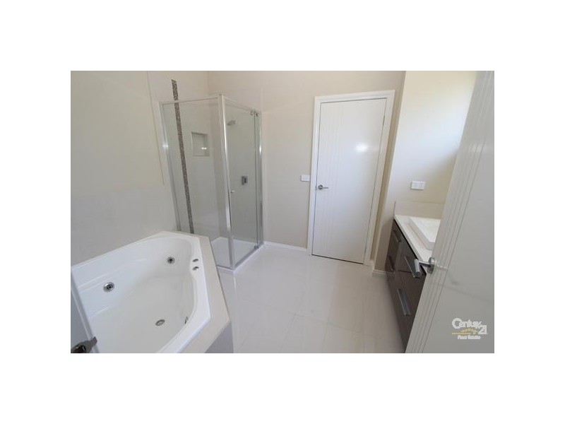 1/184 Blackburn Road, Doncaster East VIC 3109