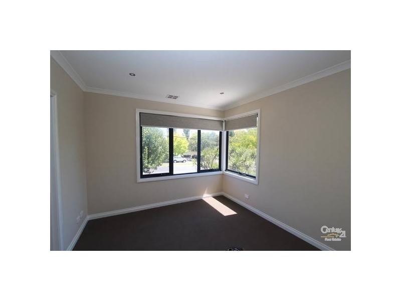 1/184 Blackburn Road, Doncaster East VIC 3109