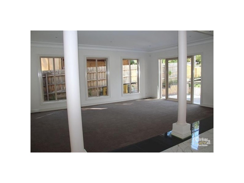 3 Wynyard Crescent, Balwyn North VIC 3104