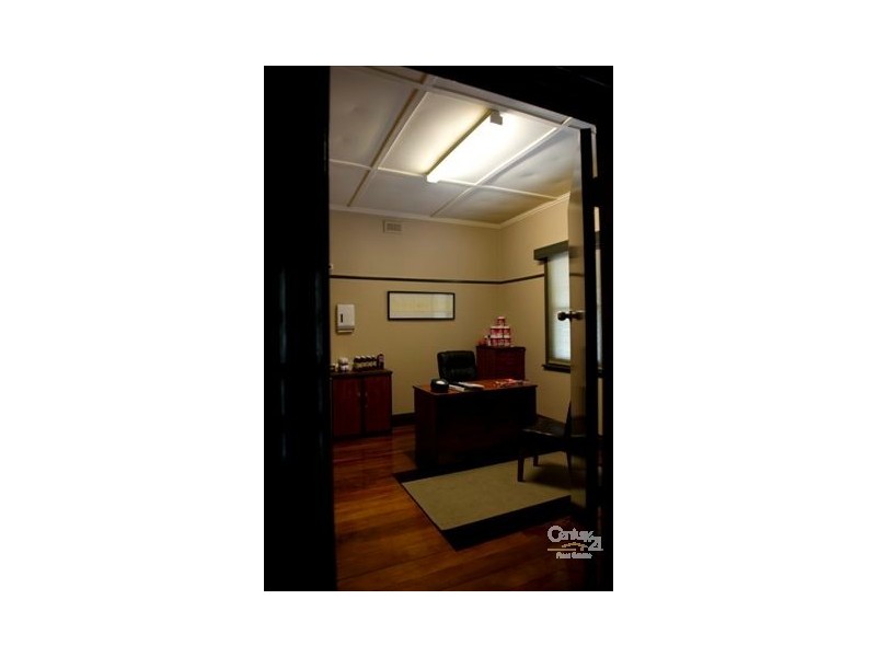 213 Whitehorse Road, Blackburn VIC 3130