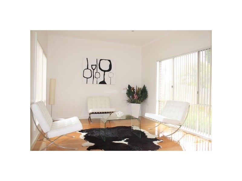 1/6 Dianne Street, Doncaster East VIC 3109