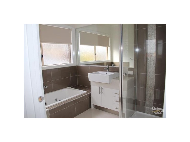 1/6 Dianne Street, Doncaster East VIC 3109