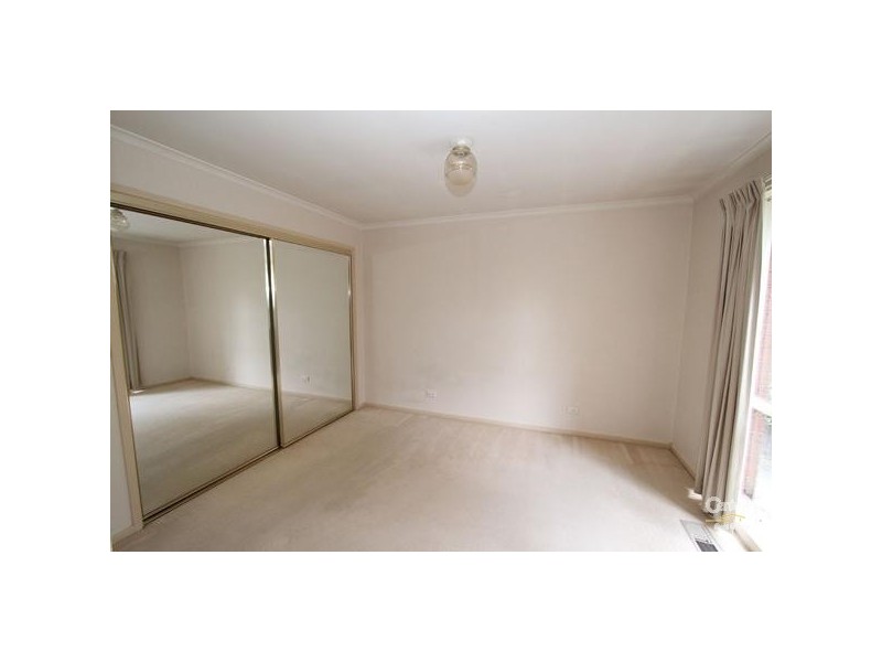 1/5 Mitcham Road, Donvale VIC 3111