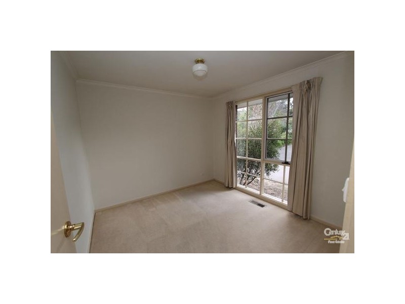 1/5 Mitcham Road, Donvale VIC 3111
