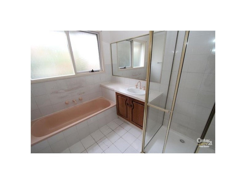 1/5 Mitcham Road, Donvale VIC 3111