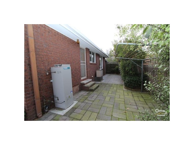 1/5 Mitcham Road, Donvale VIC 3111