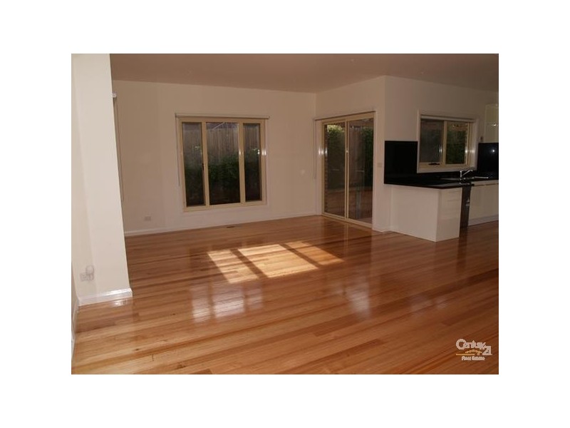 1/16 Morris Street, Doncaster VIC 3108