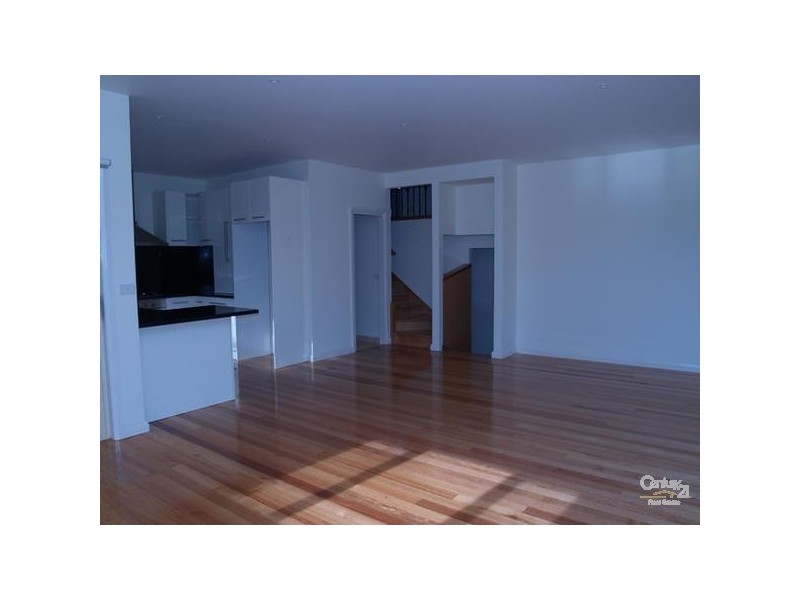 1/16 Morris Street, Doncaster VIC 3108